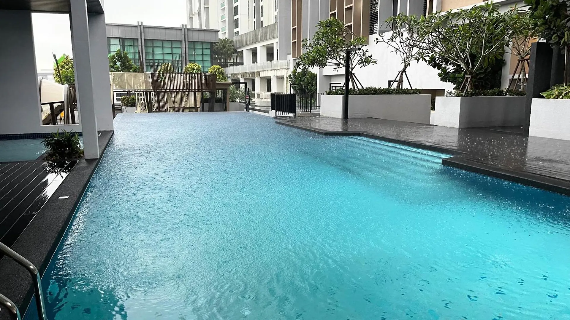 Dualkeys Studio Apartment Bukit Indah Johor Bahru 0*,  Malásia